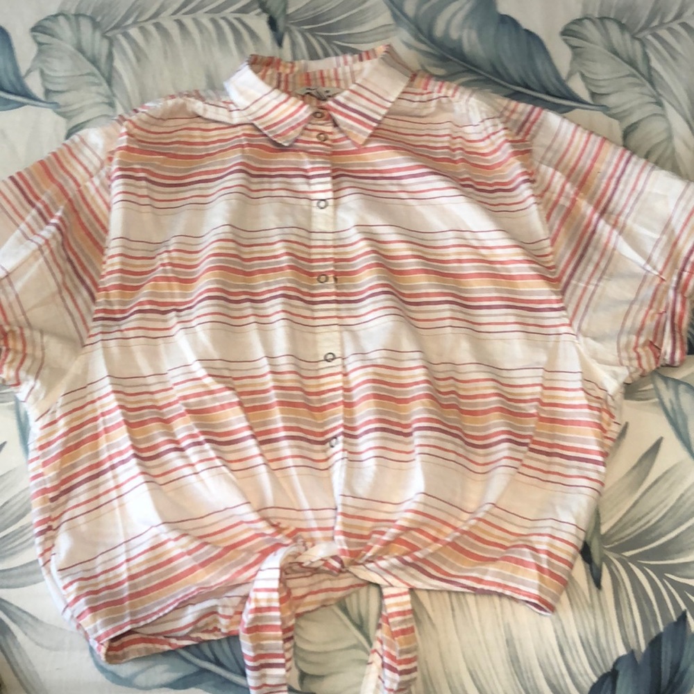 Stripped Front Tying Shirt